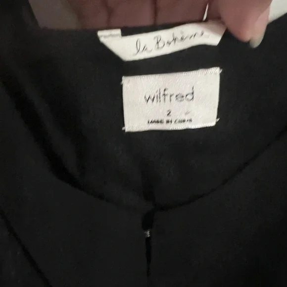 Aritzia Wilfred Le Bohème Troubadour square-neck puff-sleeve dress in black - Picture 5 of 9